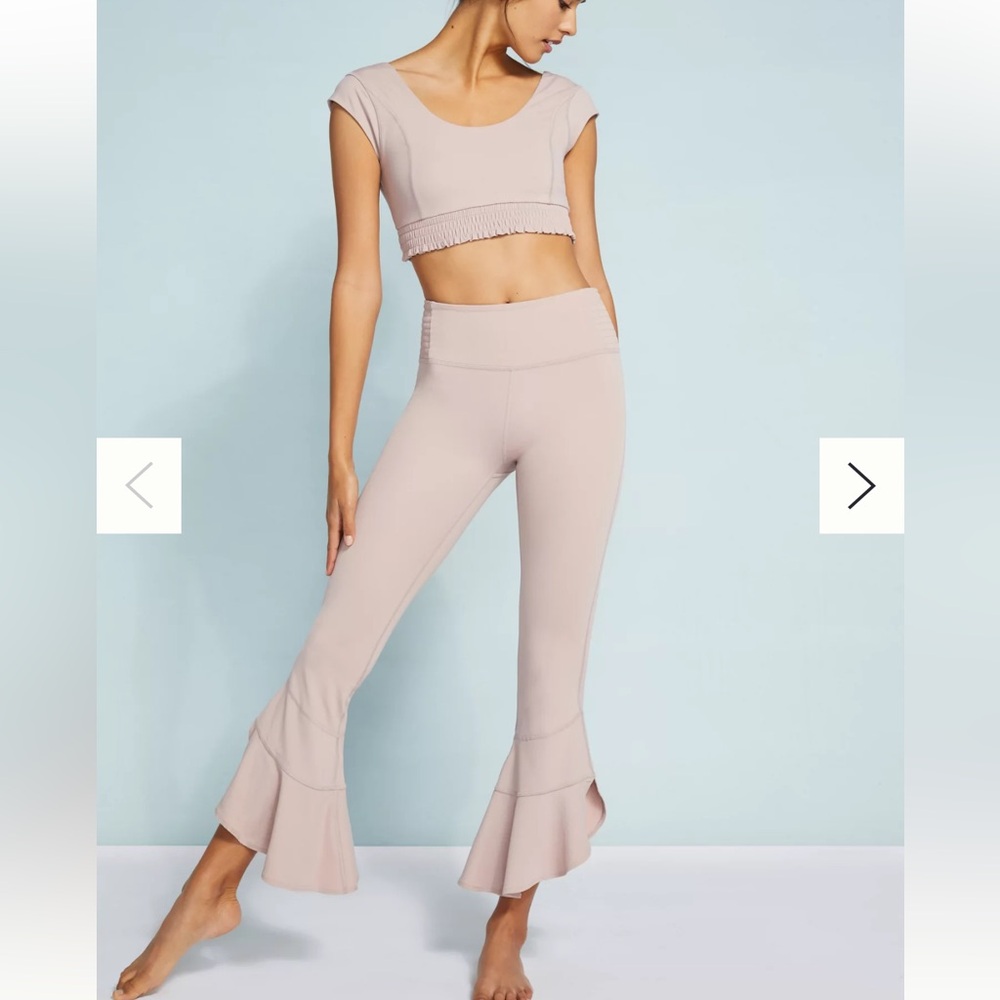 Free People Movement Starlight Pants Flare Yoga Leggings Dusty Pink Ruffles s
